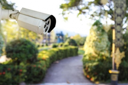 S&eacute;curiser une piscine &agrave; Laon passe aussi par la vid&eacute;osurveillance et la d&eacute;tection d'intrusion